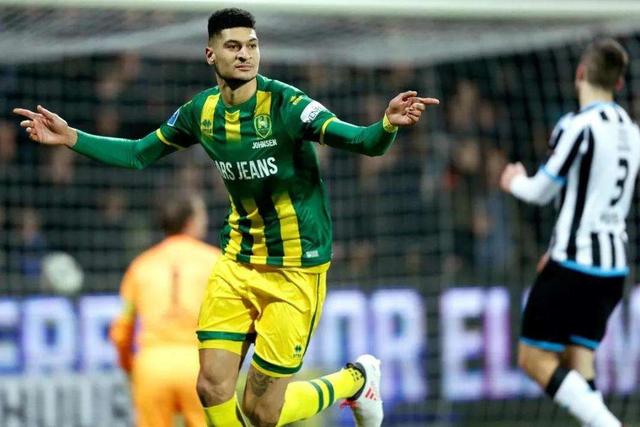 库里36分詹姆斯三双 美国男篮逆转胜塞尔维亚